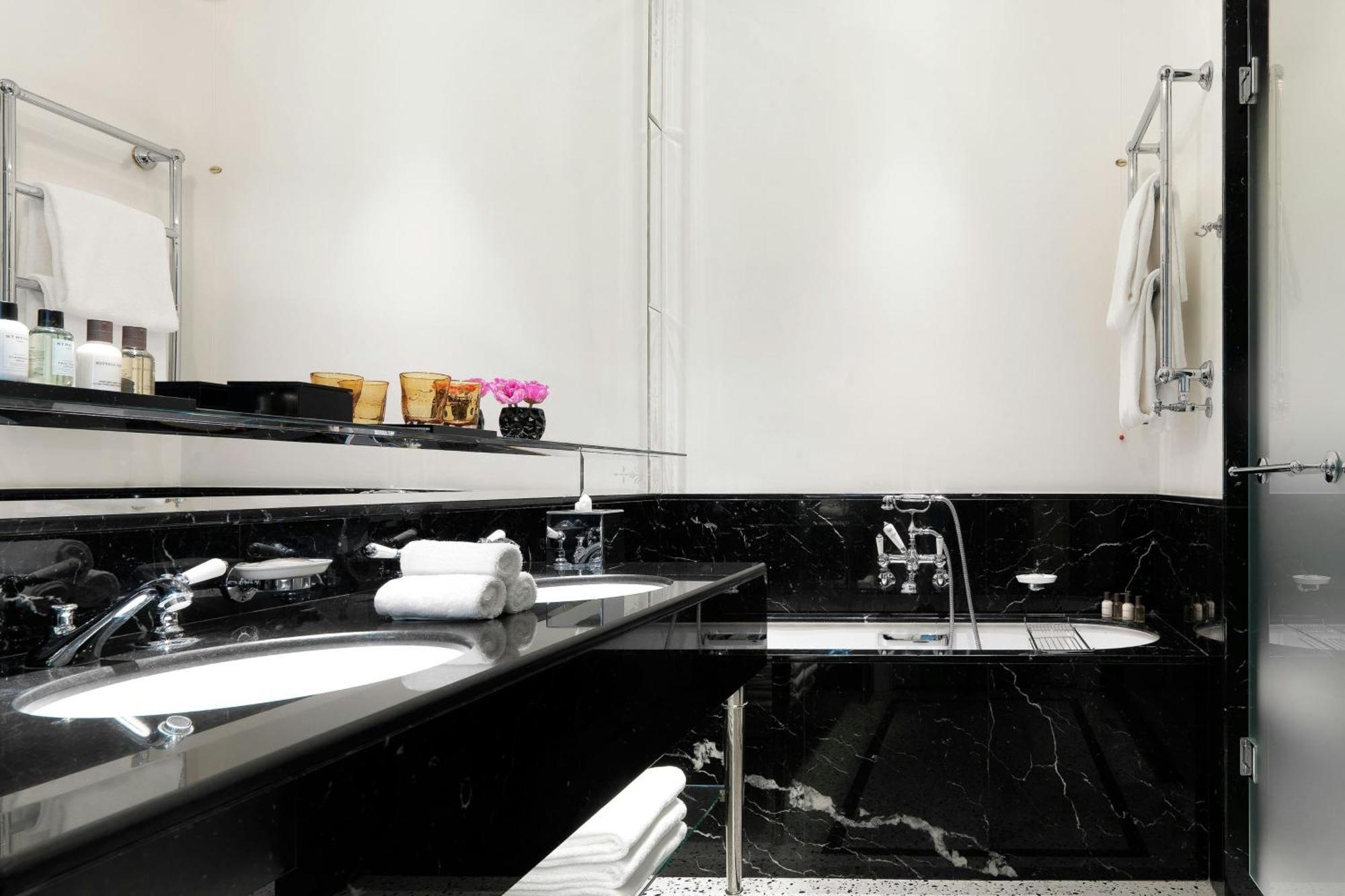 The St. Regis 5*